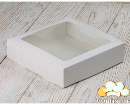 Коробка 200*200*50, с окошком