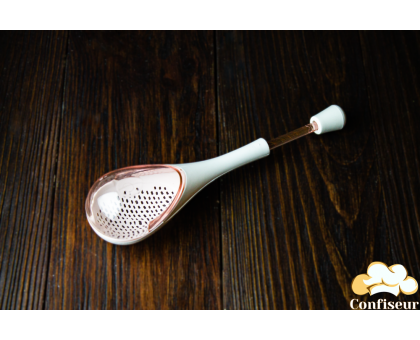 Spoon for sprinkling powdered sugar