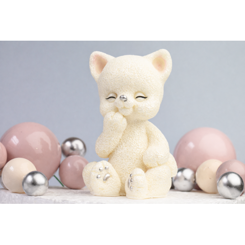 Шоколадна статуетка біла "Кошеня" зі сріблом