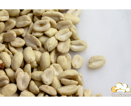Arachis 50/60 Blanchy (halves)
