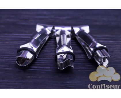Forceps for decorating cakes