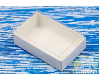 Коробка для цукерок біла з вікном 95*60*30
