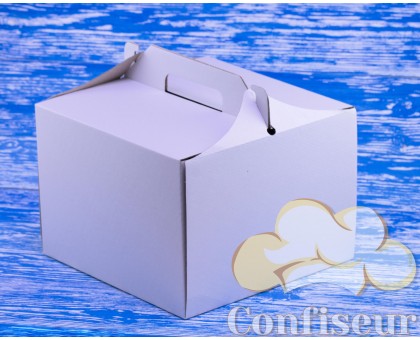 Коробка для торта 255*255*185 бура