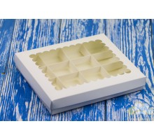 Коробка для 16-ти конфет с окном 200*170*30 Белая
